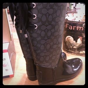 Black Coach Lace-up Rainboots